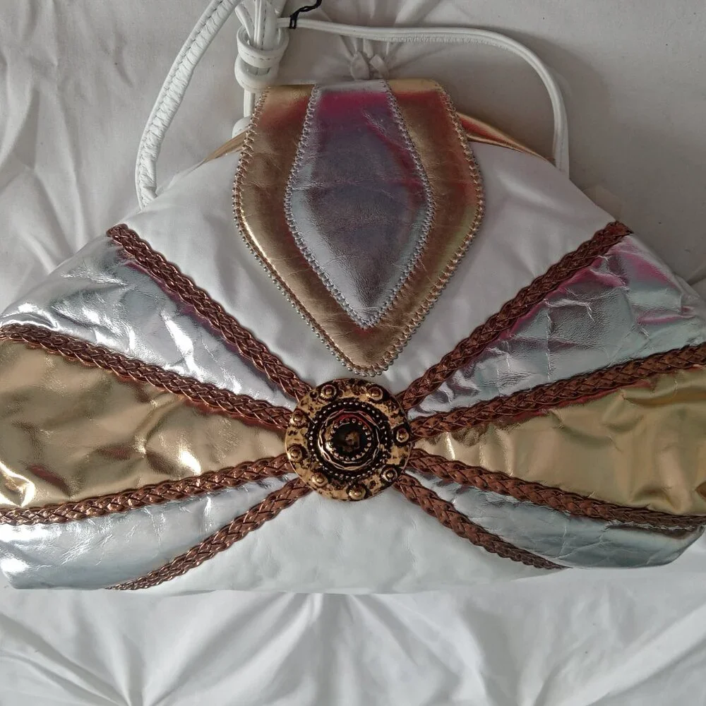 Vintage Noble Purse - Picture 4 of 6